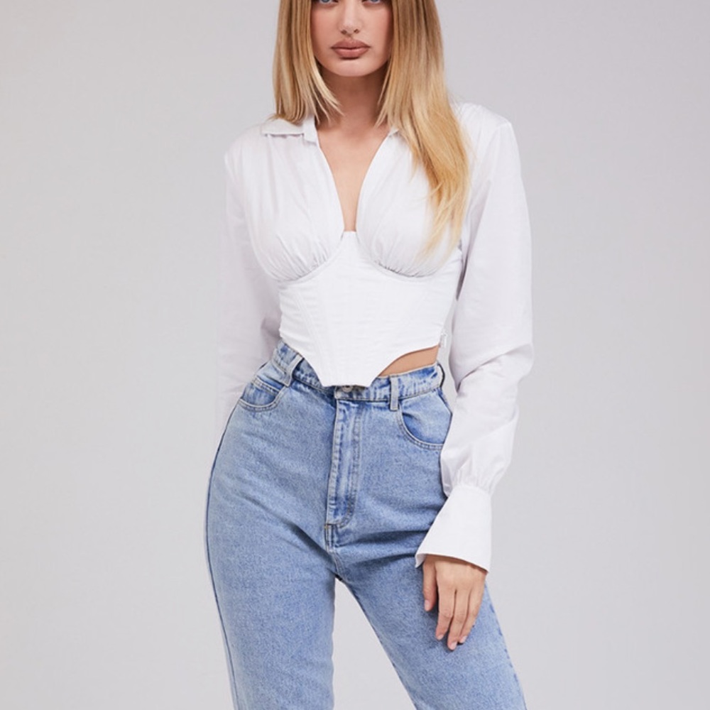 “Much love” mistress rocks